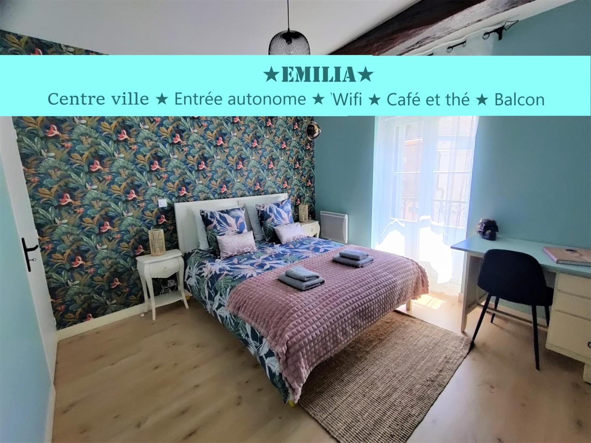 Appartement Emilia Centre Ville Vitre  Luaran gambar